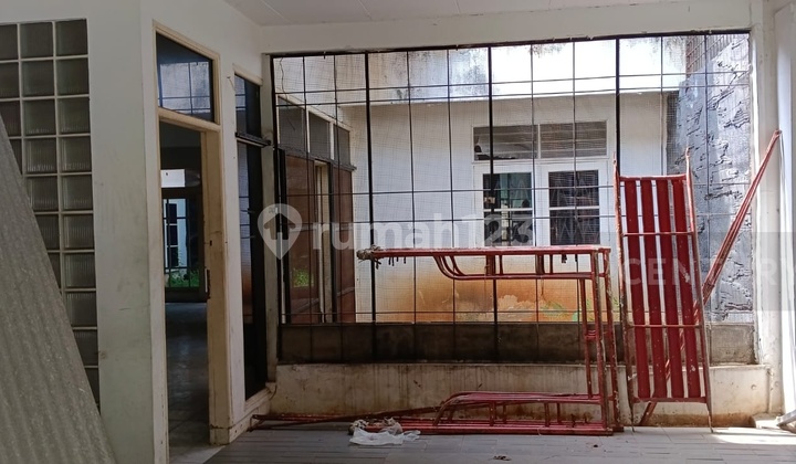 Rumah Tua Lokasi Strategis Pulomas Jakarta Timur S7534 2