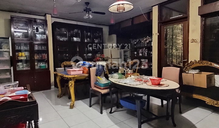 Rumah 2 Lantai Dekat Akses Tol Dalam Kota di Cempaka Putih S8556 Rumah 2 Lantai Dekat Akses Tol Dalam Kota di Cempaka Putih S8556