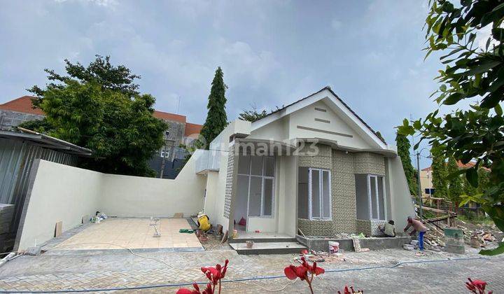 Rumah modern siap huni di pedurungan Semarang  1