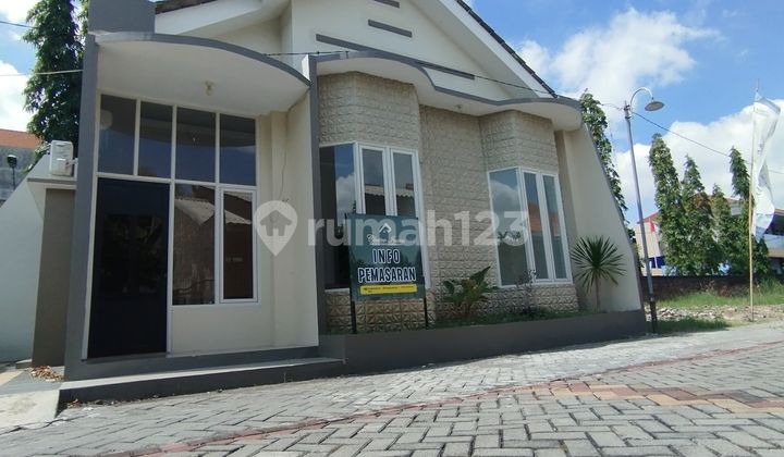 Rumah Siap Huni Bebas Banjir di Pedurungan 1