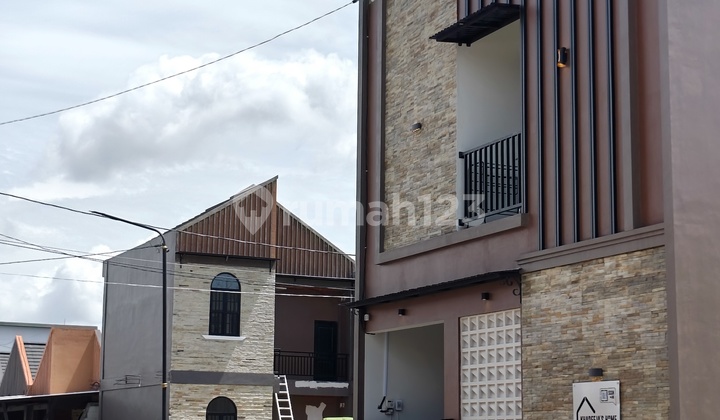 Kost 2 Lantai Lokasi 5 Menit ke Kampus Undip Tembalang