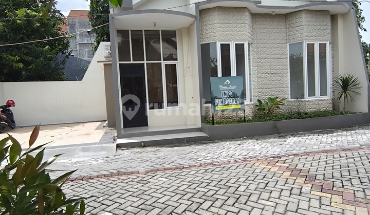 Rumah Eropa Klasik Siap Huni di Pedurungan 1