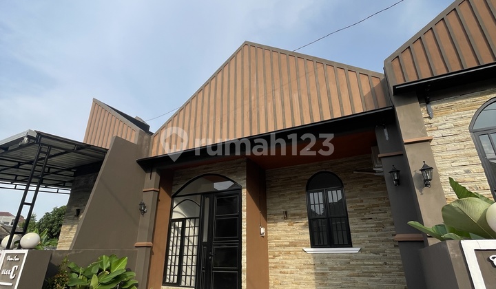 Luxury House in Tembalang Near Undip Campus 2