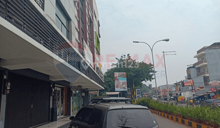 DIJUAL Ruko 3 lantai, Luas dan Strategis Tangerang 2