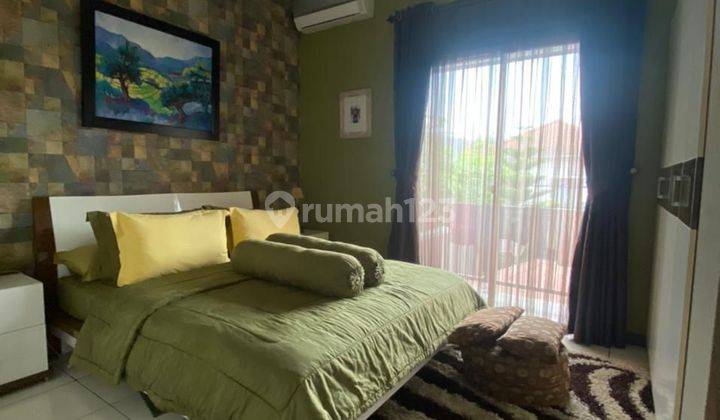 Rumah dijual 2 Lantai semi Furnished Di Kota Baru Parahyangan terawat 2