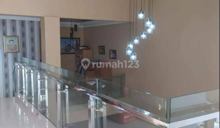 Di Jual Rumah Strategis Dekat Summarecon Bekasi  2