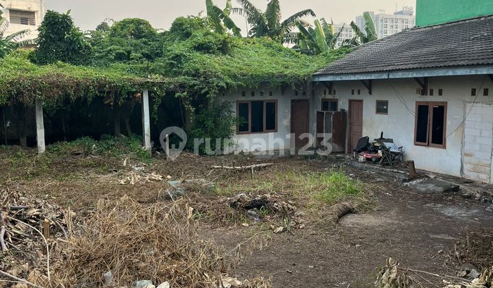 Tanah Strategis 795M2 Cocok untuk Investasi di Summarecon Serpong