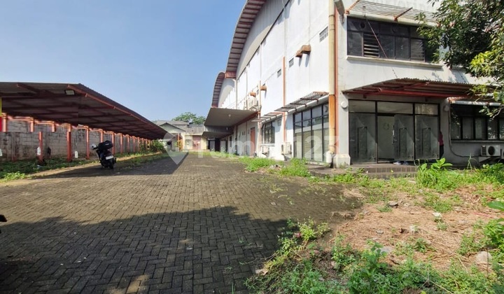 Warehouse Strategies at BSD City's Technology Park Warehouse Strategies at BSD City's Technology Park