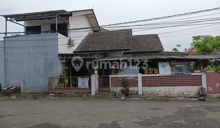  Hook Luas, LT 224 m2, view Taman, Butuh Renov, jarang ada di Pamulang 2