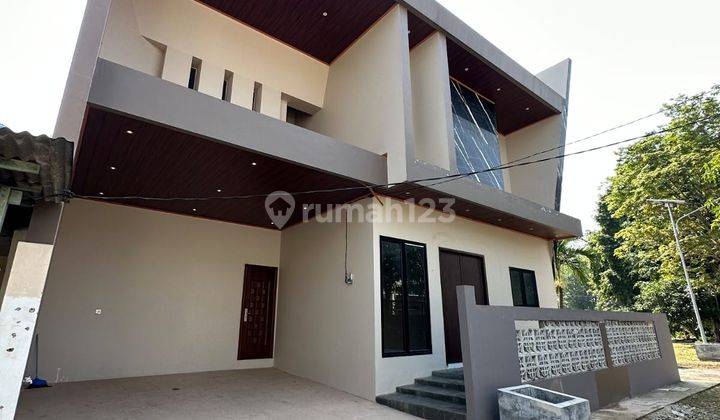 Dijual Rumah Cantik Cluster di Graha Raya 1