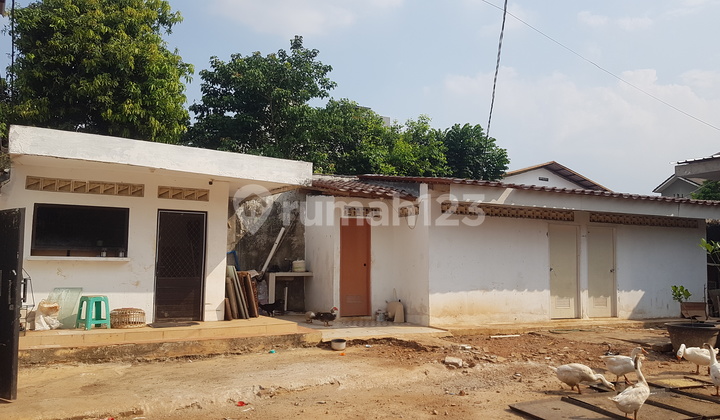 2 Gudang Gandeng - Dekat Ke Tol Jelupang