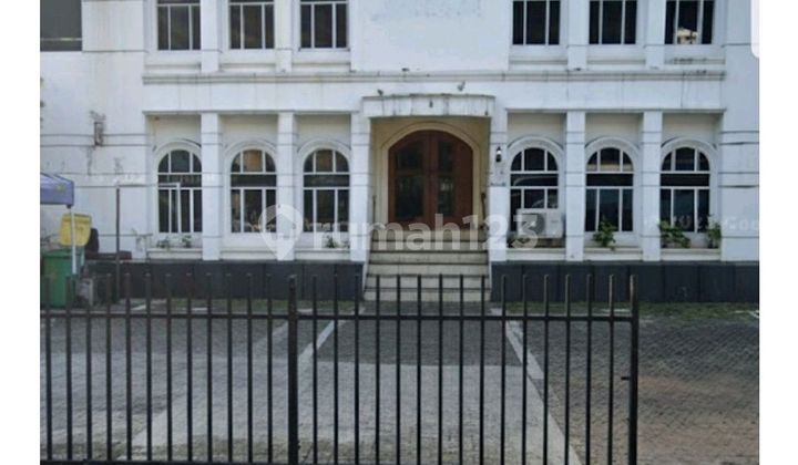 2-Storey Building - In a Commercial Area Suitable for Business