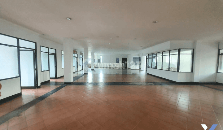 Gedung SHM 3 Lantai + Basement di Sayap Sukajadi Setiabudi Bandung 1