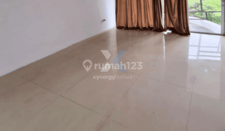 Rumah 2 Lantai SHM di Jalan Utama Cigadung Bandung 2