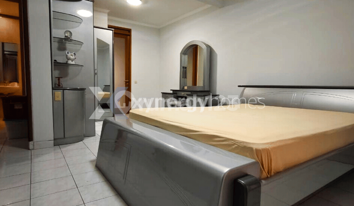 Rumah 2 Lantai Lingkungan Aman Dekat Tol di Sayap Pasteur Bandung