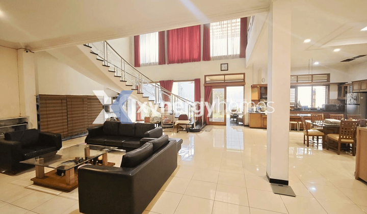 Rumah 2 Lantai SHM di Mekar Wangi Bandung 1