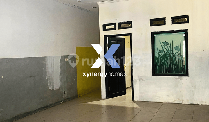 1.5-Story Freehold Title House on Terusan Sukaati, Batununggal, Bandung