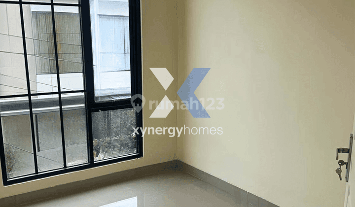 Rumah Baru 2 Lantai Cluster One Gate System Akses Mobil di Ciwastra Park Bandung 2