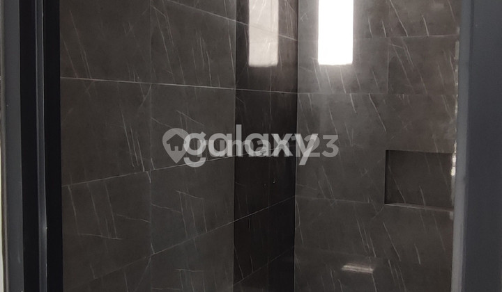 NEW HOUSE IN THE MANYAR AREA NEAR GALAXY MALL, UNAIR, ITS, AND PAKUWON CITY 2