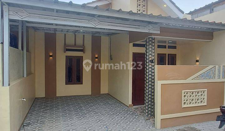 Rumah Siap Huni Lokasi Sangat Strategis  2