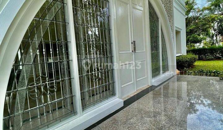 Luxurious-Classic Design, Terawat Di Jalan Utama 1