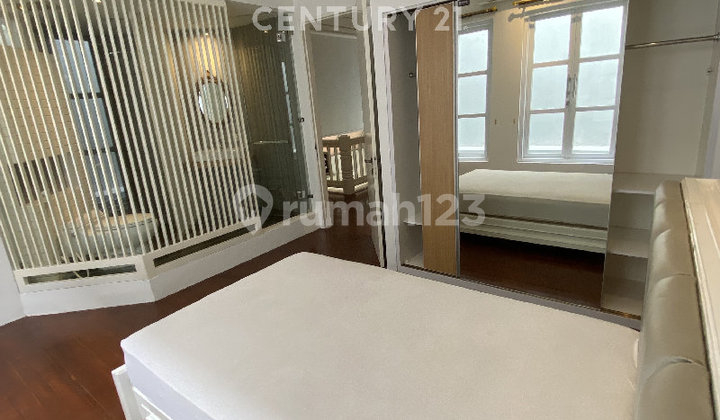 Comfortable House in a Quiet and Premium Environment of Pondok Indah 2