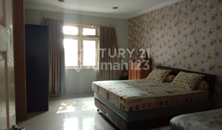 Ruko Gandeng 3 Lokasi Strategis Dekat Pondok Indah Dan Bintaro