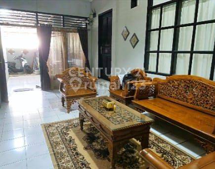 Rumah Hunian Dengan Kamar Kost Dan Kios Setiabudi Kuningan 2