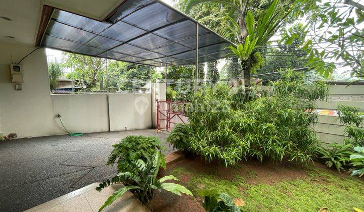 Lokasi Tenang Rumah Dengan Swimming Pool Sewa Di Area Kemang 2