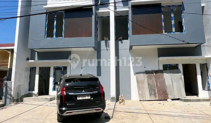 Rumah 2 Lantai Tengah Kota Di Petterani Makassar 1