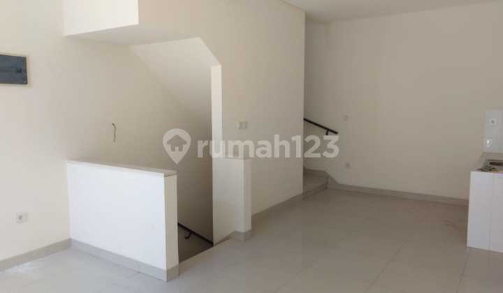 Rumah Long Beach Pik, Harga Murah, Dekat Grisenda Kapuk 2