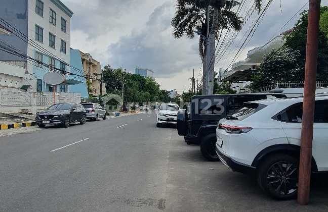 Rumah Mewah Pluit Kencana Raya, Strategis Untuk Usaha Dan Kuliner 2