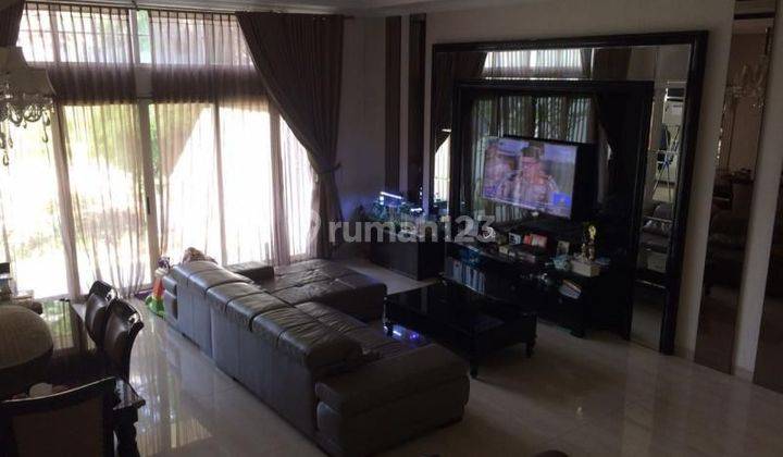 Dijual rumah bagus  ada danau  di pik jakarta utara 2