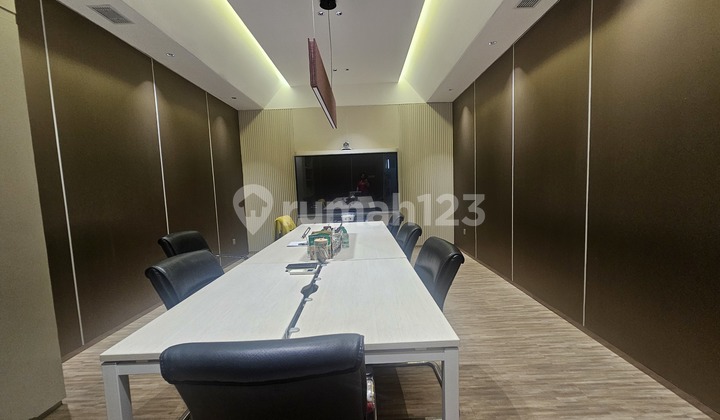For Sale Office Building. Neat. Ready to occupy. Semi-furnished. Building Area 2400m2. Has Elevator. Suitable for Office and Warehouse. In North Jakarta. 2