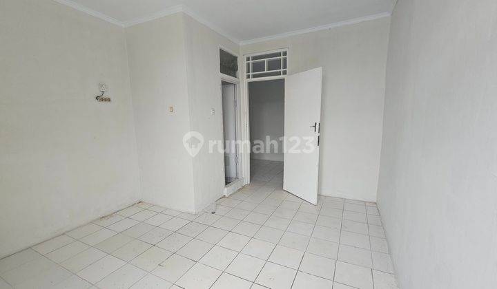 Dijual Murah Rumah Ditaman Palem Lestari Jakarta Barat 2