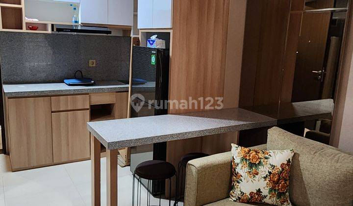 Apartemen 2 KT Trans Park @ Cibubur, baru, modern dan full furnished (wk)
