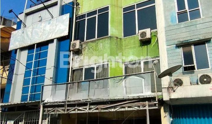 KOMPLEK GREEN GARDEN 3.5 LANTAI 1