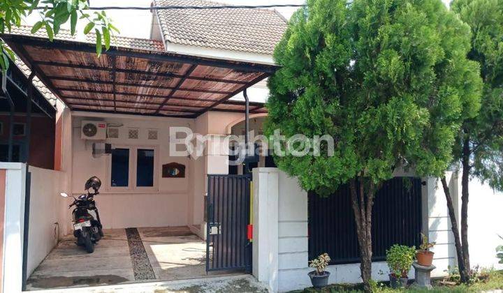 SOLO BARU, SOLO, RUMAH SEMI FURNISH, BONUS AC, KULKAS DAN MESIN CUCI DENGAN LOKASI STRATEGIS, KE JALAN RAYA HANYA 1 MENIT, AKSES JALAN 2 ARAH, NUANSA TENANG DAN NYAMAN 2