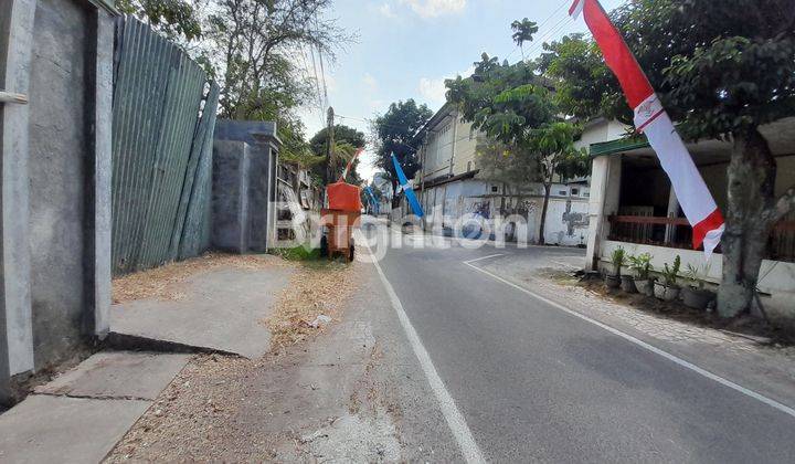 SURAKARTA, LAWEYAN ADA TANAH COCOK UNTUK USAHA, LOKASI STRATEGIS, BANYAK AKSES KE JALAN NASIONAL 2