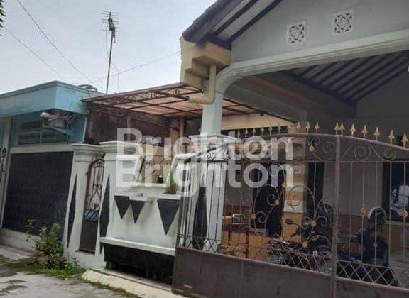 SUKOHARJO, GENTAN ,TERDAPAT RUMAH DI AREA PERUMAHAN, AKSES MENUJU JALAN UTAMA DEKAT 1