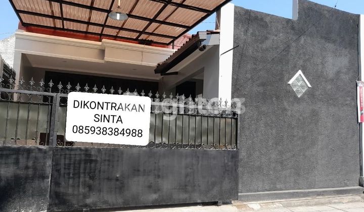 RUMAH MENARIK DENGAN UKURAN STANDAR, LETAK STRATEGIS DAN RAMAI SERTA PADAT PENDUDUK, LOKASI DI LAWEYAN, SURAKARTA 1
