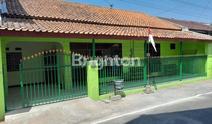KARTASURA, SUKOHARJO, RUMAH DEKAT UMS, LOKASI SANGAT RAMAI, AKSES KE JALAN UTAMA DEKAT. 1