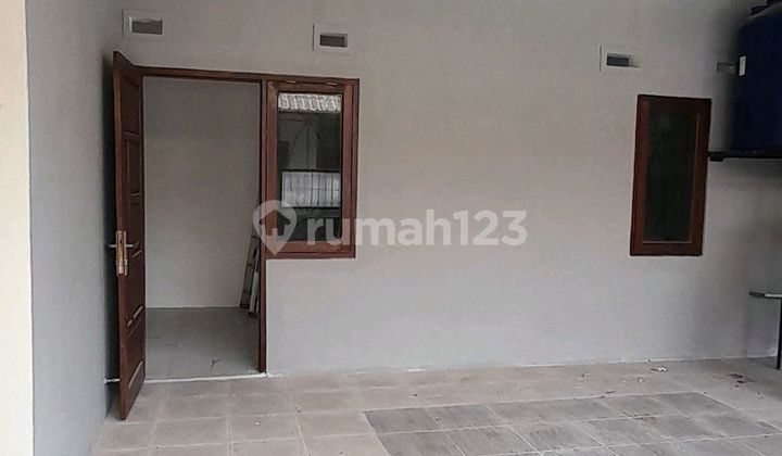 Ready-to-Occupy House in Gentan, Highly Strategic Location 2