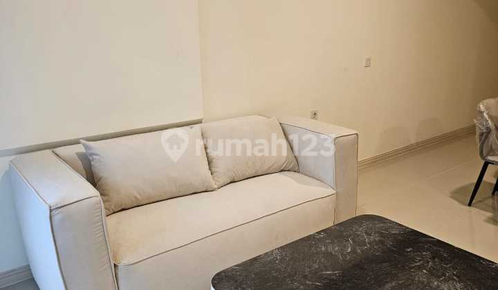 Apartemen Meikarta Tipe 2 BR Full furnished (New) 2