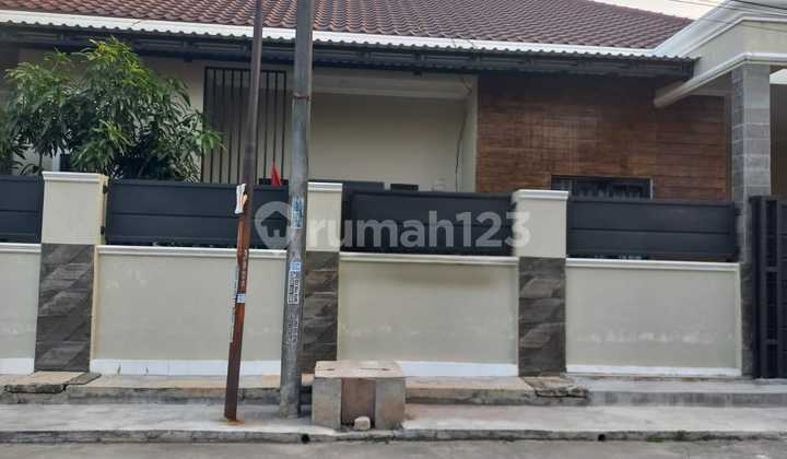 Comfortable Home in a Strategic Location in Cikarang Comfortable Home in a Strategic Location in Cikarang