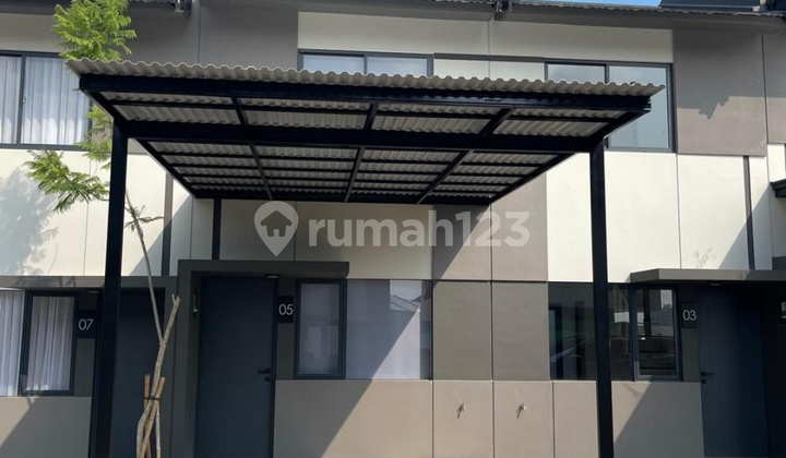 Modern Ready-to-Occupy House at XYZ Livin Blue
Super Strategic Location, Perfect for Millennials & Professionals!