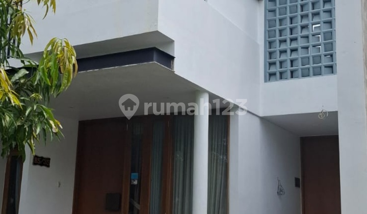 Rumah Konsep Kekinian di Tropikana Residence Jababeka - Lingkungan Asri & Lokasi Premium