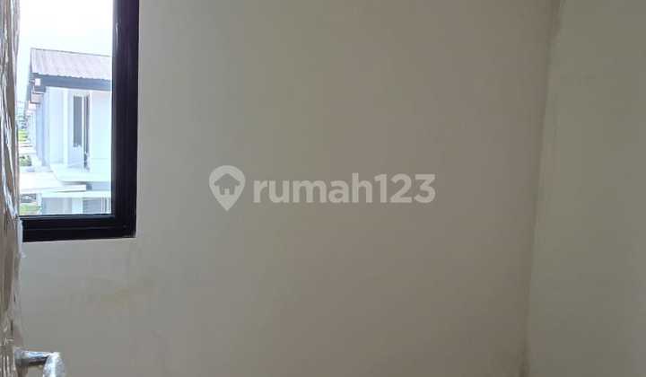 Rumah Baru di Cluster Riverside Waterfront Lippo Cikarang 2