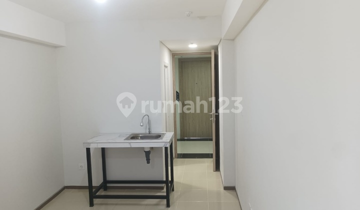 Apartemen Studio Strategis - Investasi Ideal atau Hunian Pribadi Nyaman! 2