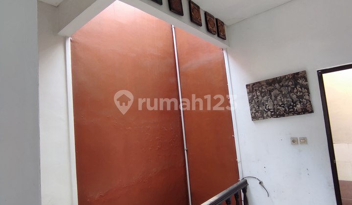 Rumah di Taman Royal  3 SHM Lokasi Strategis 2